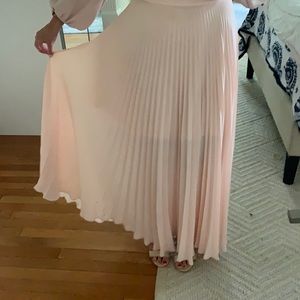 White House Black Market pink pleated skirt Size 2